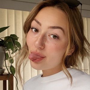 Meet your Posher, Paige